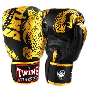 Боксерские перчатки Twins Special с рисунком (FBGV-49 black/gold)
